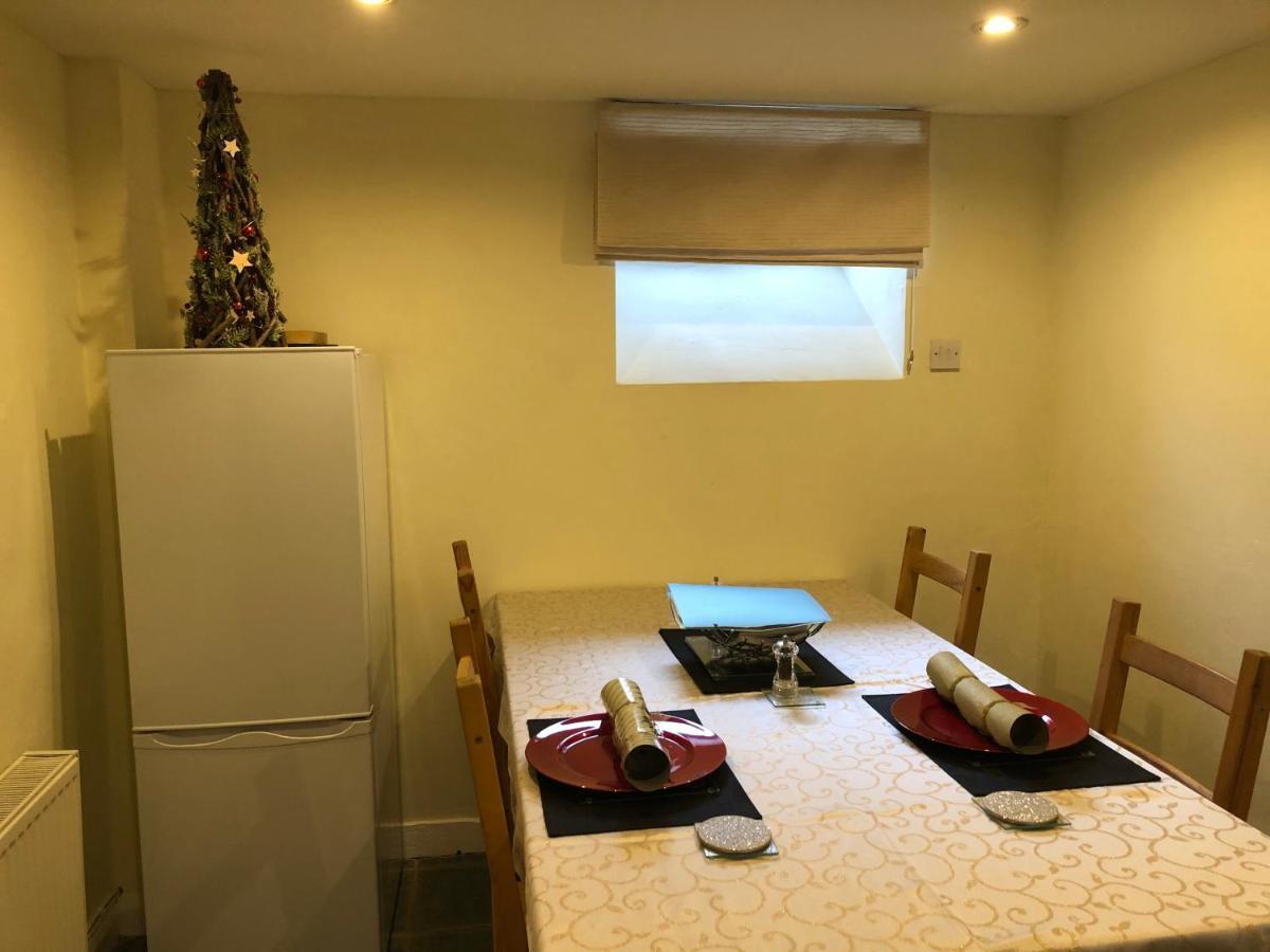 Bryn Melyn Farm Cottages บาลา ภายนอก รูปภาพ